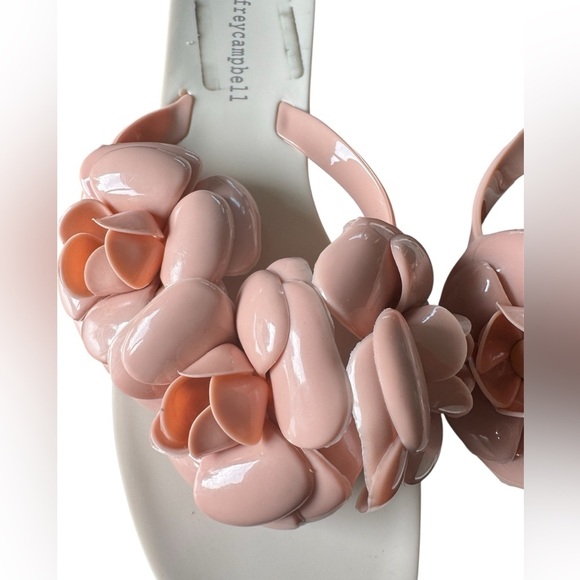 Jeffrey Campbell Women's Fleuris Jelly Flip Flop Pink Sandals Size 7 - Picture 3 of 6